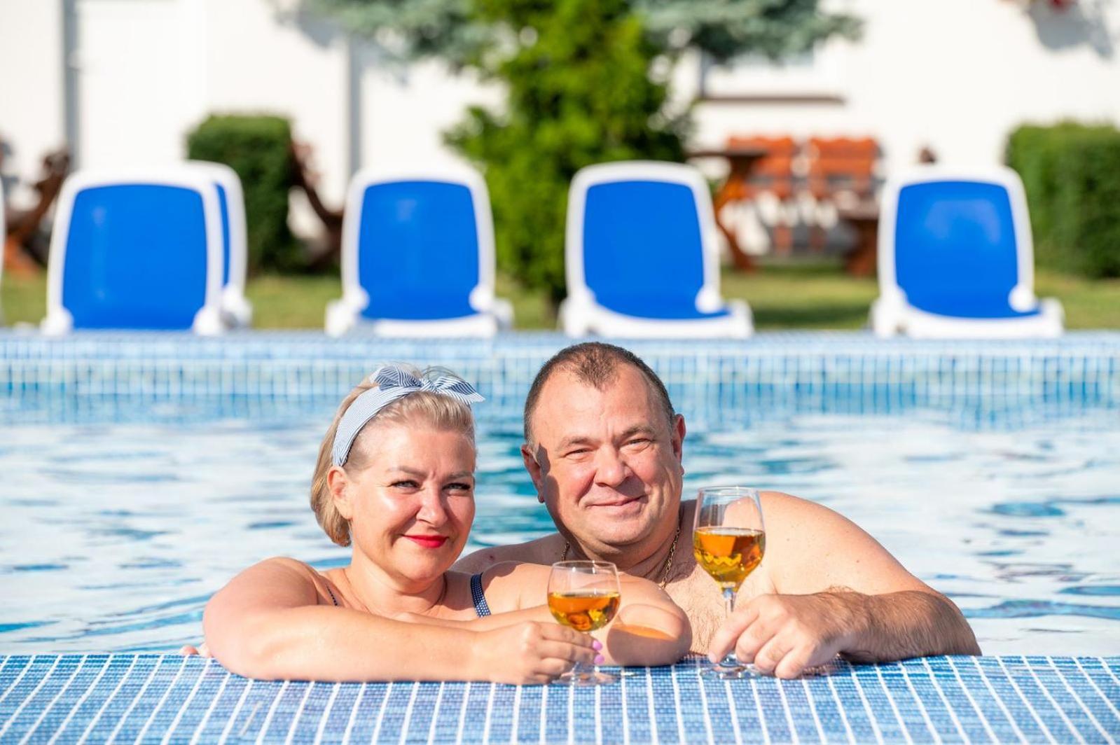 Aqua Fun Domki Z Basenem Ujście-Darłowskie Exteriér fotografie